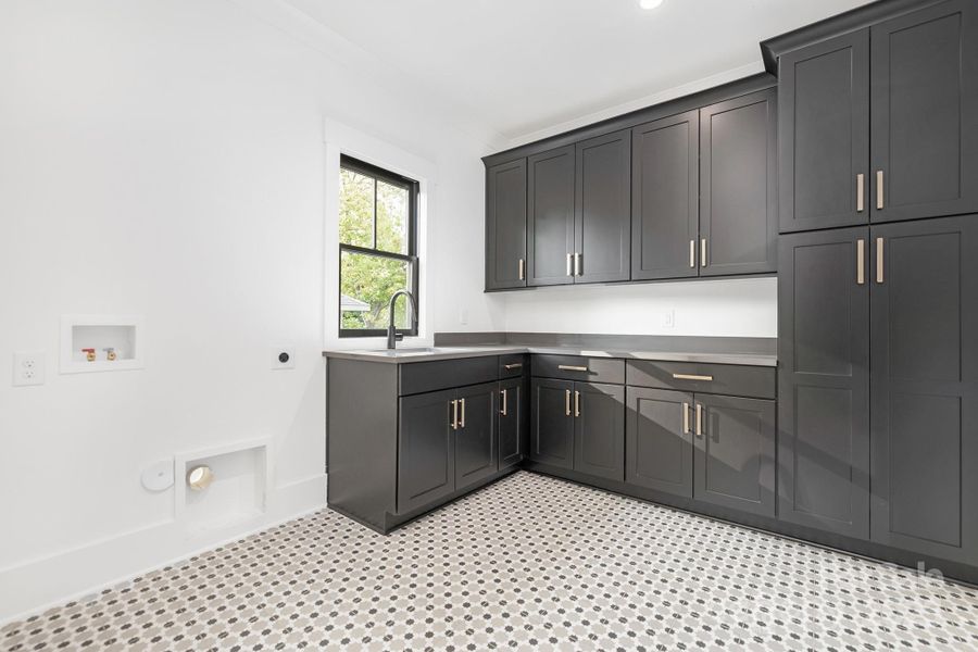 Furnished interior view inside a new home in , Charlotte (Image 4).