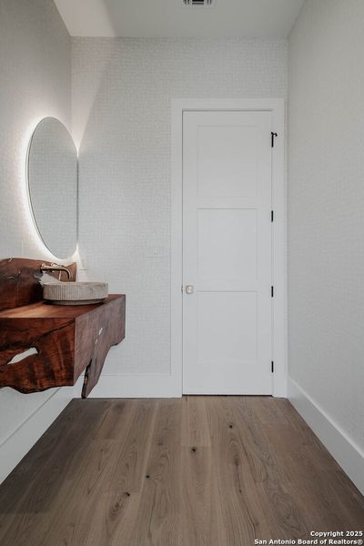 Image 45 of a home in .