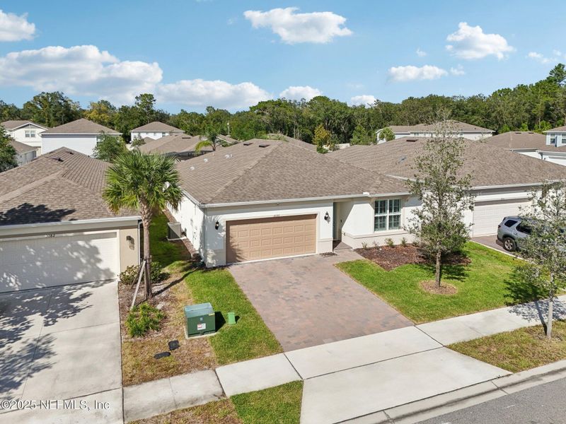Image 39 of a home in Canopy Terrace. Image 39 of a home in Canopy Terrace.