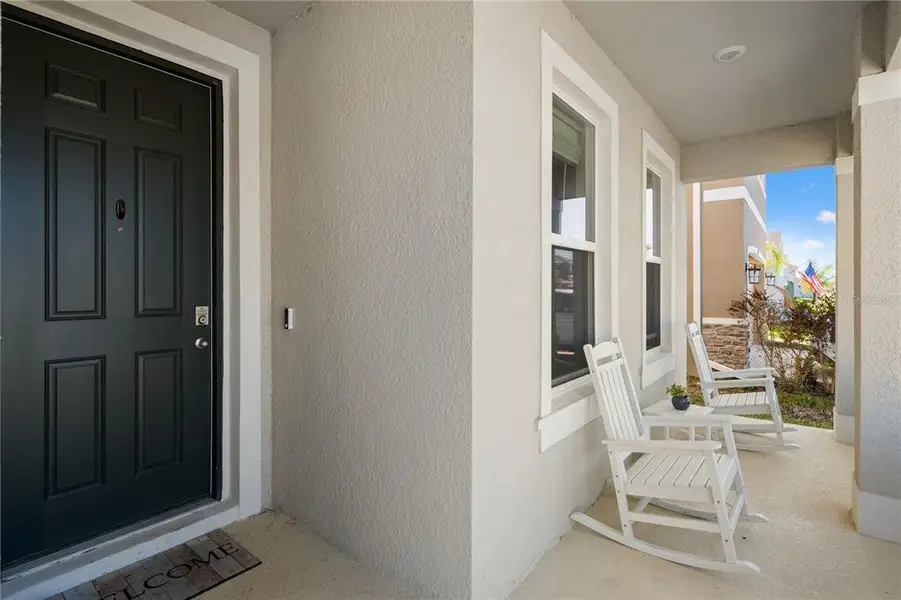 Exterior details and patio area of a home in , Wesley Chapel (Image 22).