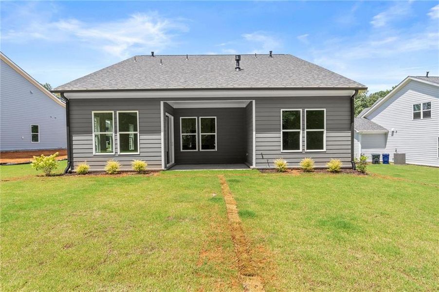Exterior details and patio area of a home in Hillgrove Preserve, Powder Springs (Image 32).