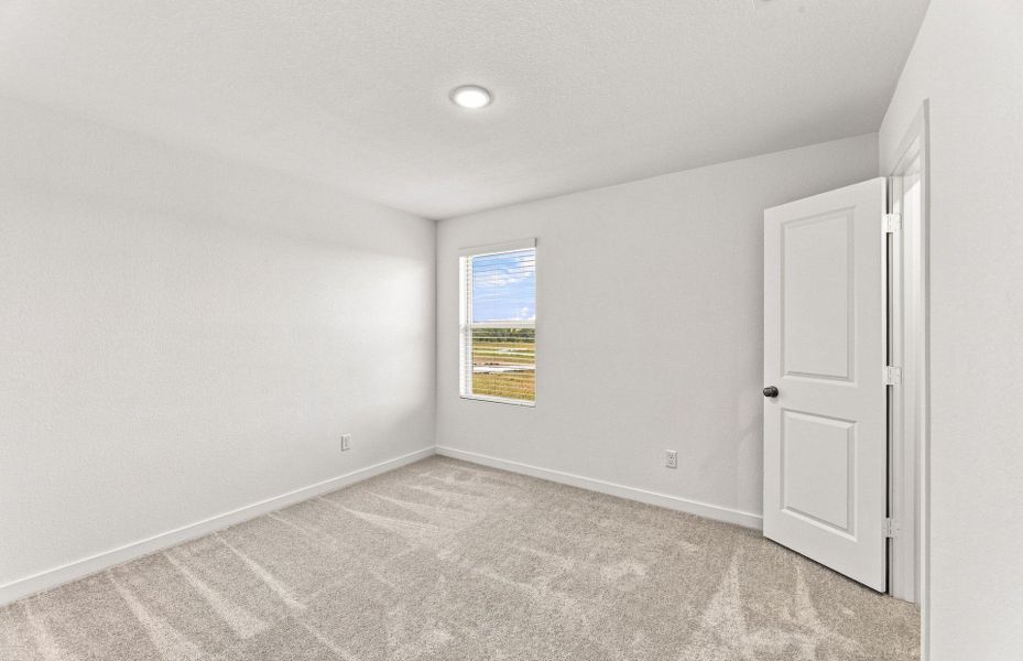 Spacious, unfurnished interior of a new home in Sonterra, Jarrell (Image 38).