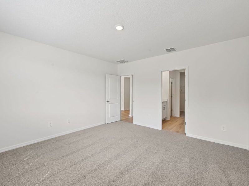 Spacious, unfurnished interior of a new home in Salt Meadows - Classic Series, Parrish (Image 13).