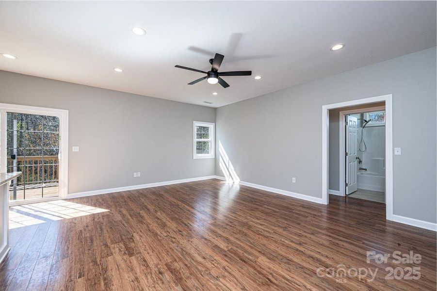 Spacious, unfurnished interior of a new home in , Hickory (Image 28).