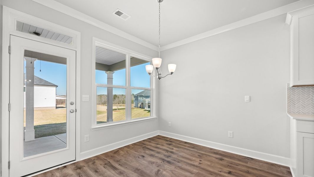 Representative unfurnished interior of a home built from the Fleetwood by D.R. Horton in Evergreen Crossing, Locust Grove (Image 16).