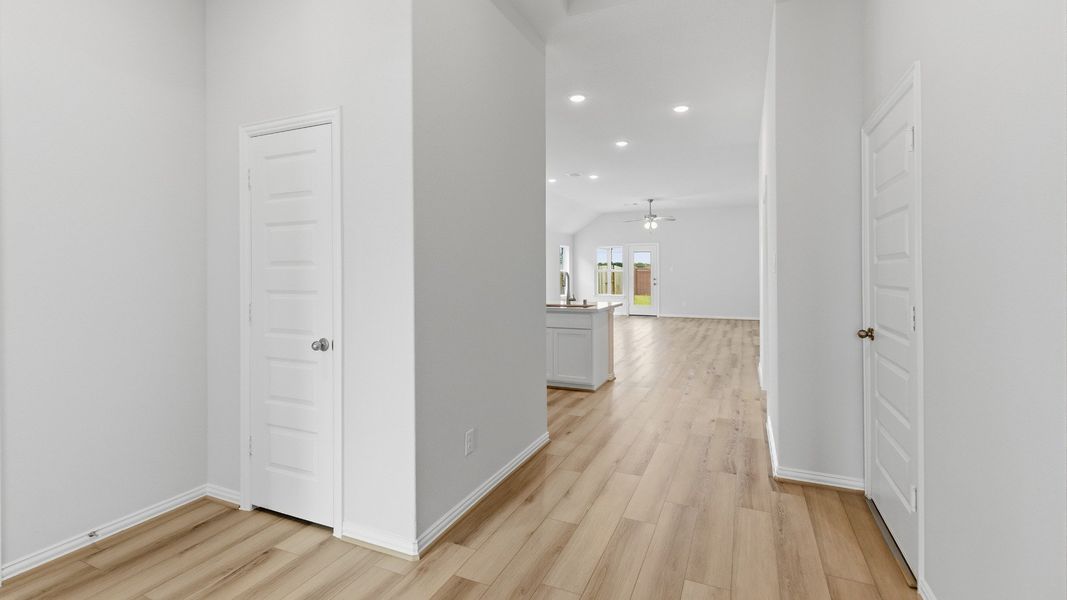 Furnished interior view inside a new home in Brookewater, Rosenberg (Image 5).