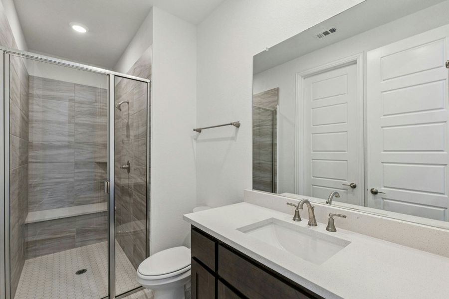 Representative furnished interior of a home built from the Franklin by Kindred Homes in Oak Creek Ranch, Waxahachie (Image 13).
