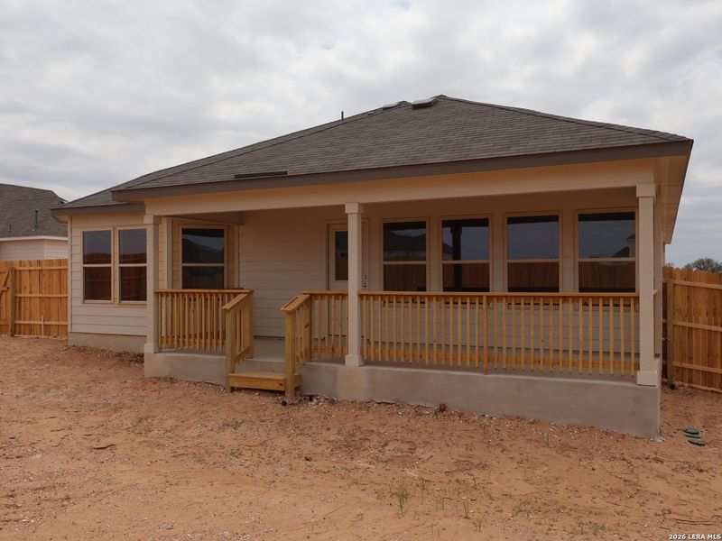 Exterior details and patio area of a home in Hickory Ridge, Elmendorf (Image 4).