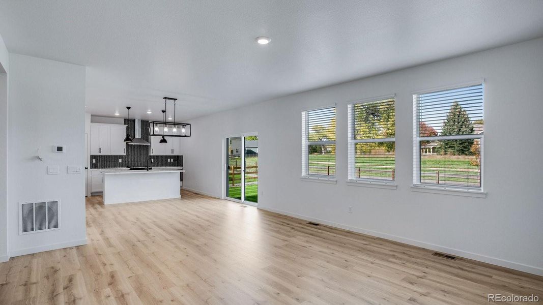 Spacious, unfurnished interior of a new home in Hansen Farm, Fort Collins (Image 30).