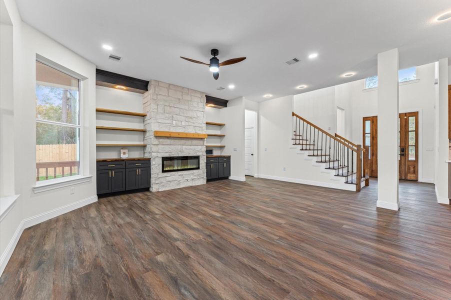 Spacious, unfurnished interior of a new home in , Magnolia (Image 21).