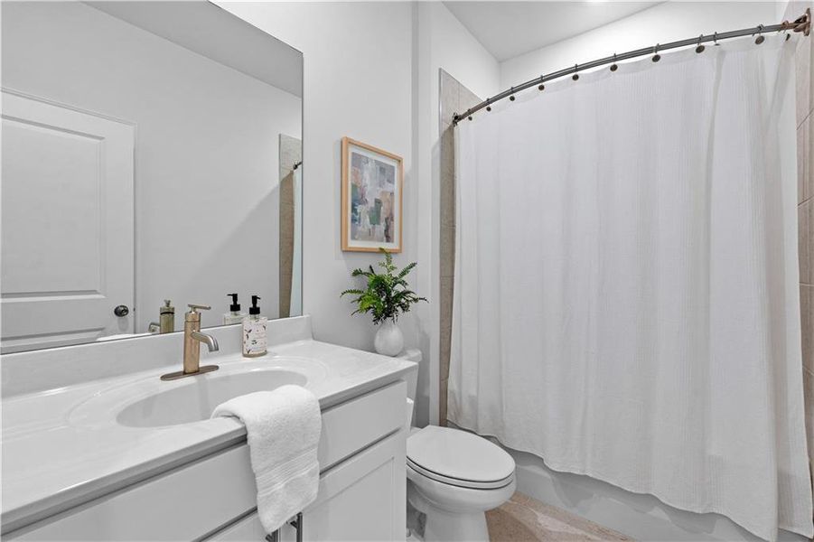 Furnished interior view inside a new home in Candleberry Place, Sharpsburg (Image 32).