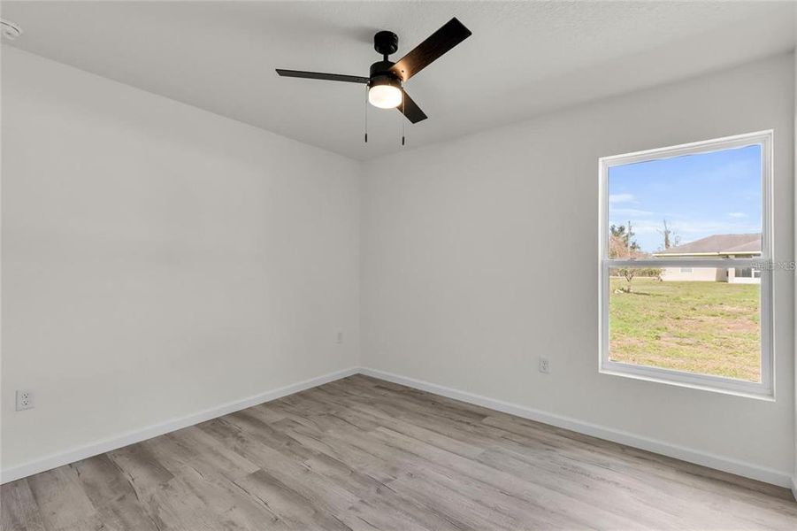 Spacious, unfurnished interior of a new home in , Ocala (Image 20).