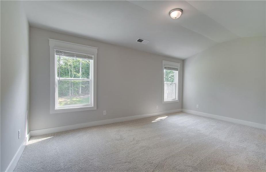 Spacious, unfurnished interior of a new home in , Senoia (Image 33).