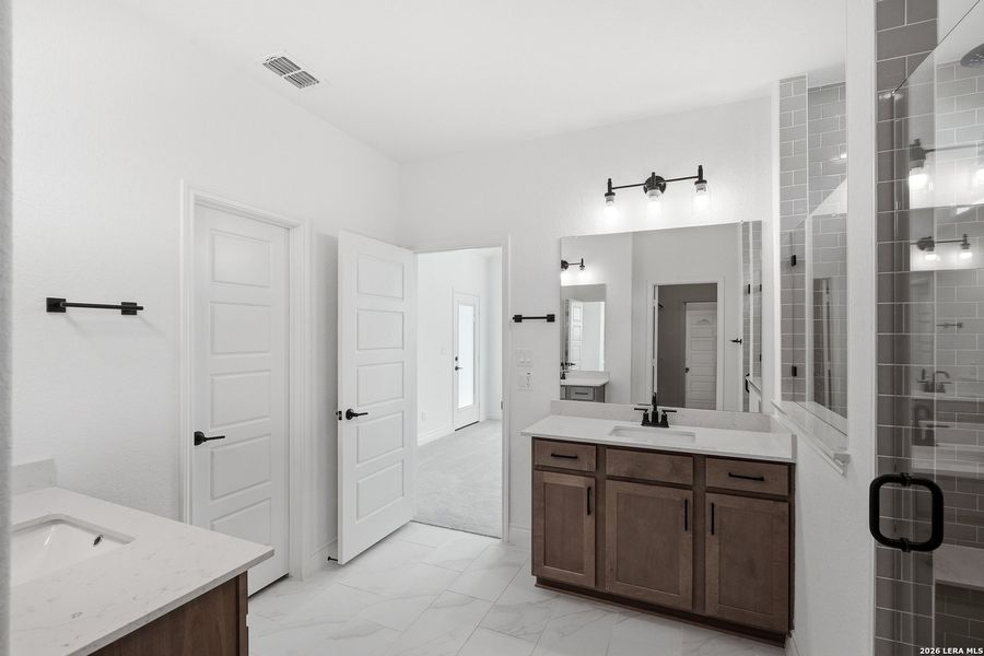 Furnished interior view inside a new home in Bison Ridge, San Antonio (Image 25). Furnished interior view inside a new home in Bison Ridge, San Antonio (Image 25).