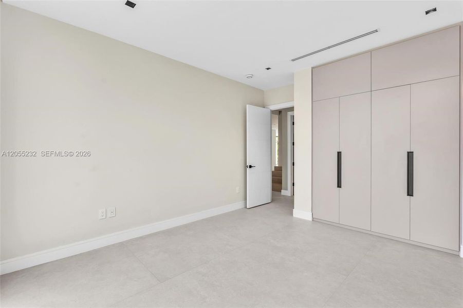 Spacious, unfurnished interior of a new home in , Miami Beach (Image 18). Spacious, unfurnished interior of a new home in , Miami Beach (Image 18).