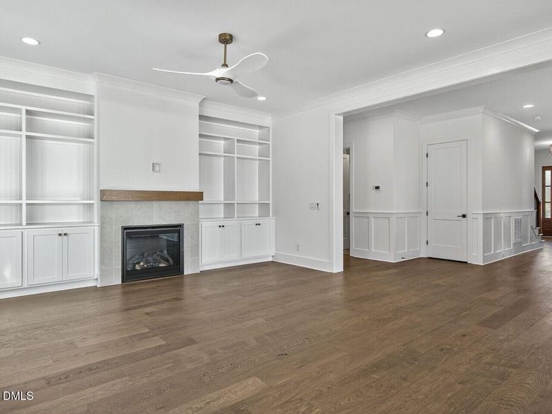 007-1280x960-living-room