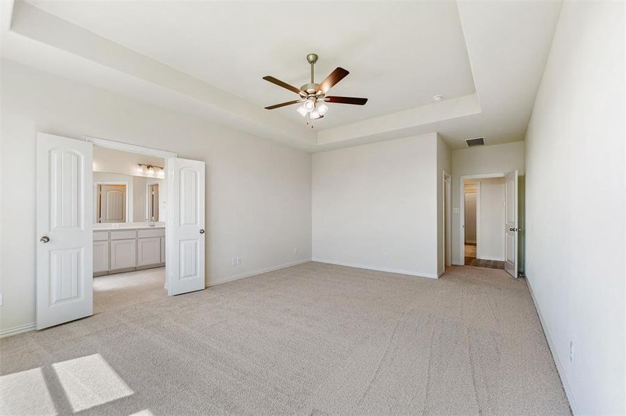 Spacious, unfurnished interior of a new home in Liberty Pointe, Gainesville (Image 32). Spacious, unfurnished interior of a new home in Liberty Pointe, Gainesville (Image 32).