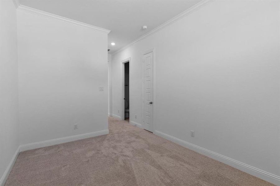 Spacious, unfurnished interior of a new home in Painted Tree, McKinney (Image 28).