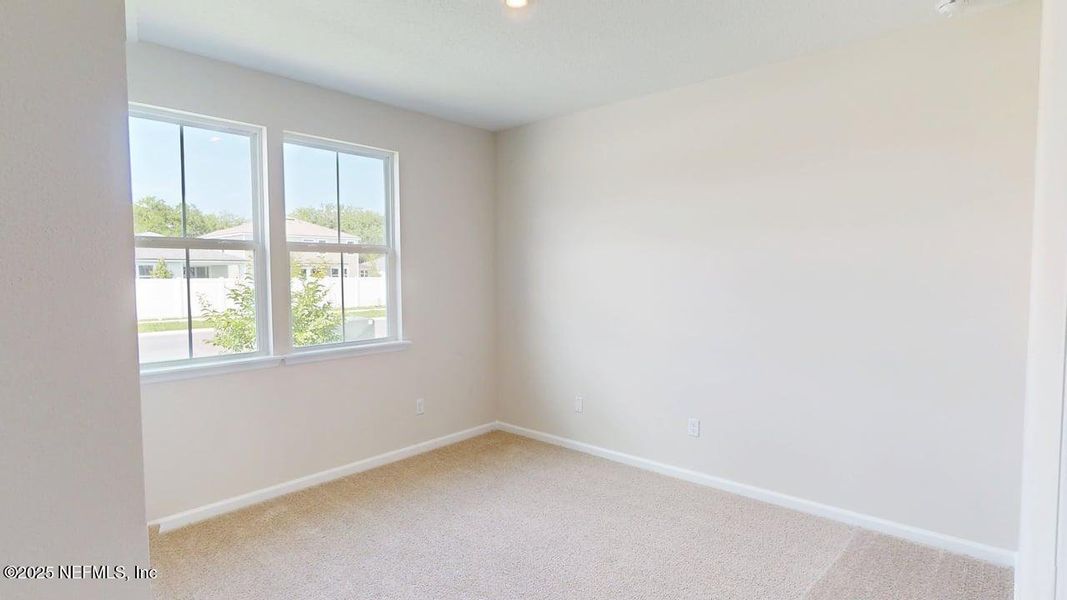 Spacious, unfurnished interior of a new home in Sandridge Hills, Green Cove Springs (Image 7).