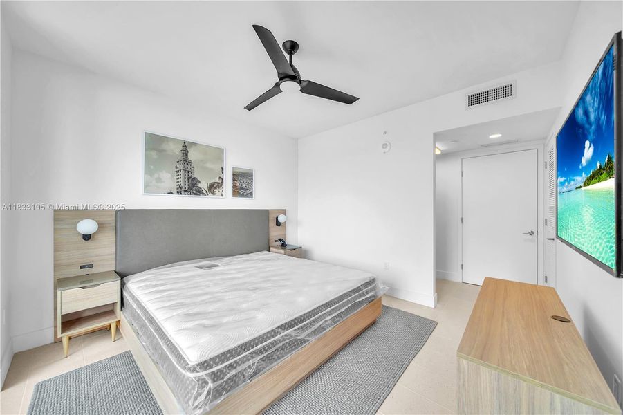 Furnished interior view inside a new home in Gale Hotel & Residences Miami (former Natiivo), Miami (Image 6).