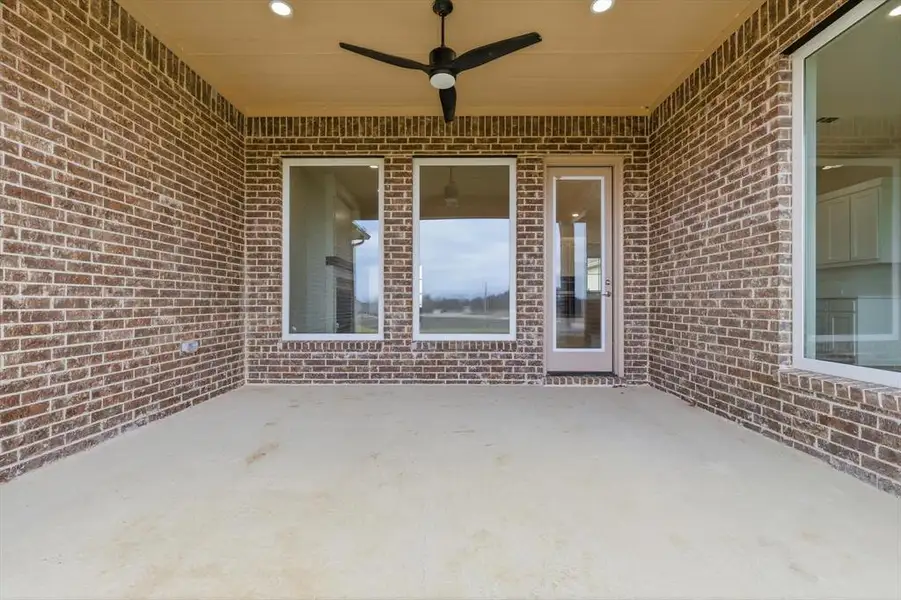 Exterior details and patio area of a home in , Mesquite (Image 4).