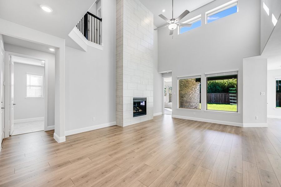 Spacious, unfurnished interior of a new home in South Oak 50s, Oak Point (Image 19). Spacious, unfurnished interior of a new home in South Oak 50s, Oak Point (Image 19).