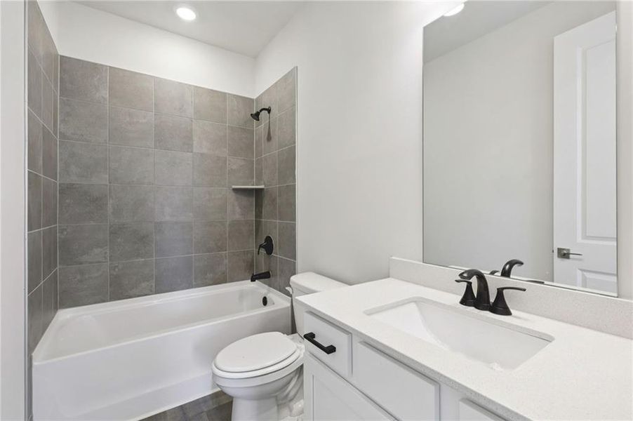 Furnished interior view inside a new home in River Pointe, Monroe (Image 10).