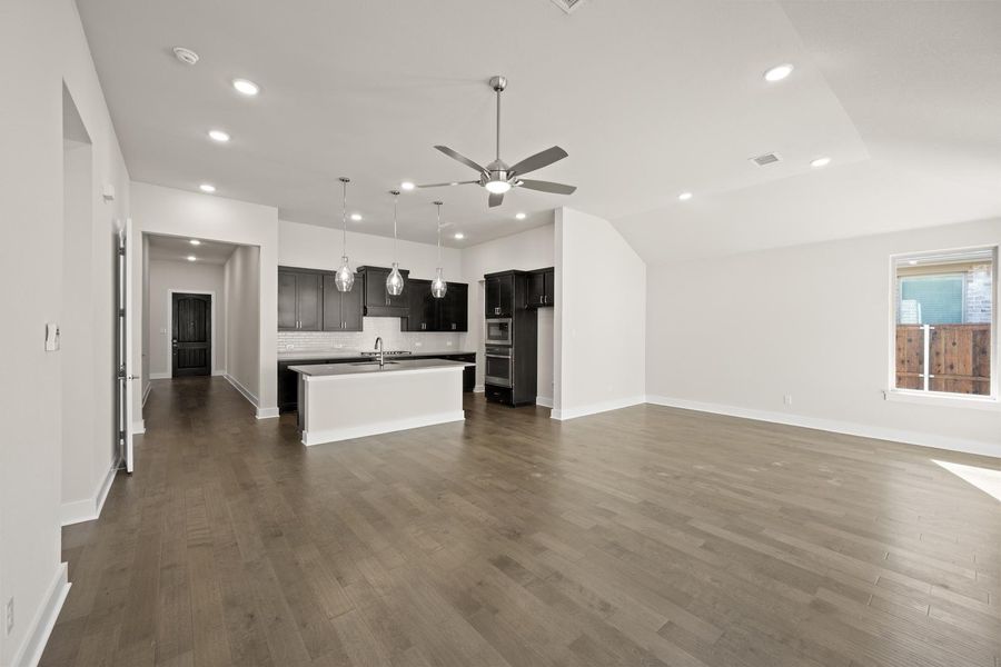 Spacious, unfurnished interior of a new home in Discovery Collection at Bridgewater, Midlothian (Image 15).