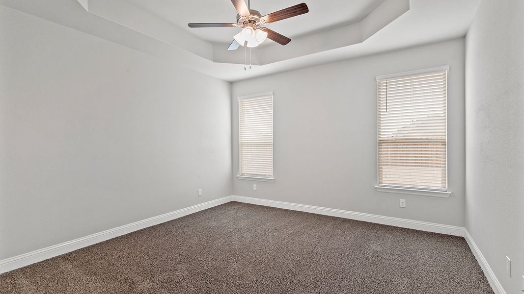 Spacious, unfurnished interior of a new home in Morningstar, Aledo (Image 20).