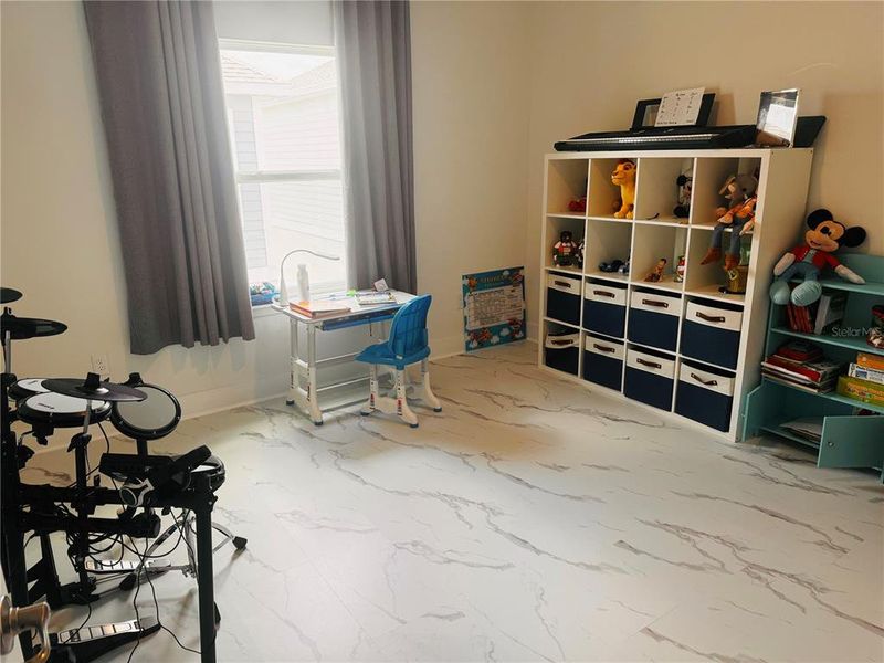 Image 32 of a home in .