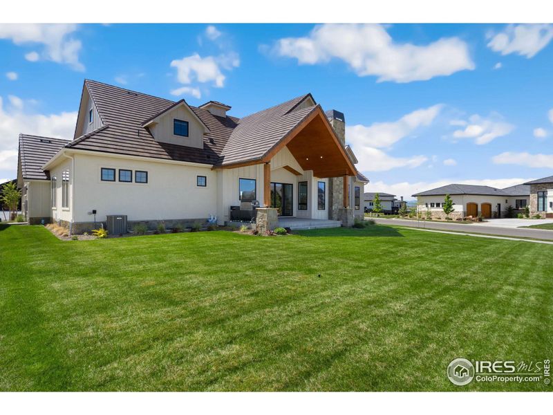 Beautifully Landscaped Back Yard.