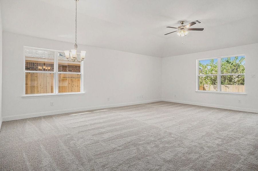 Spacious, unfurnished interior of a new home in Kiber Reserve, Angleton (Image 12).