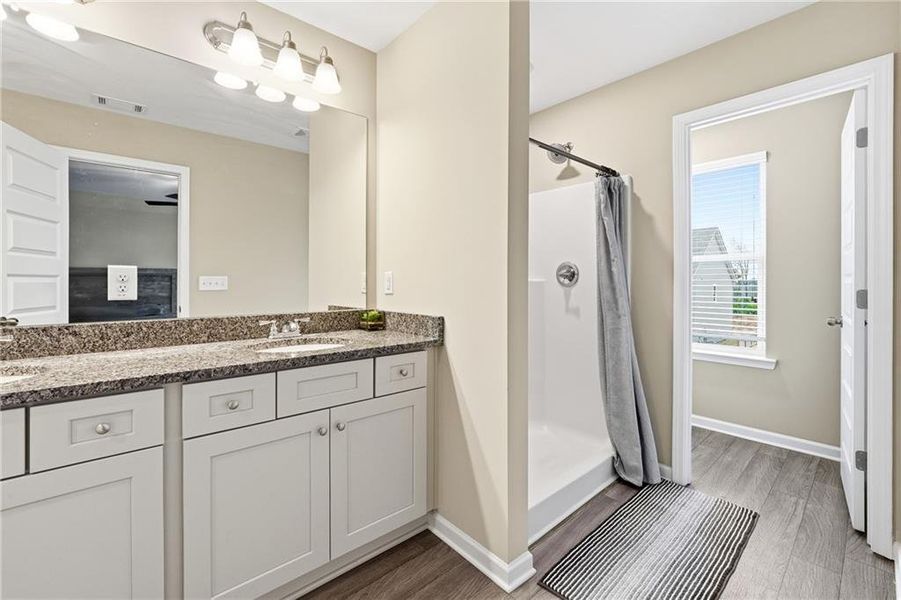 Furnished interior view inside a new home in , Cartersville (Image 5).