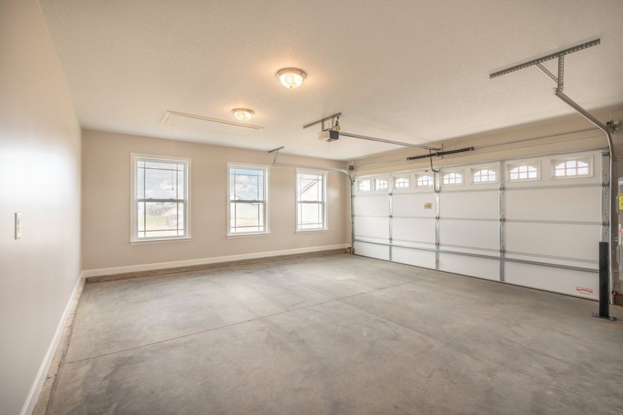 Representative unfurnished interior of a home built from the Sage by Enchanted Homes in Lonesome Dove, San Antonio (Image 19).