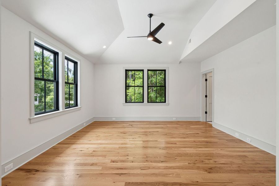 Spacious, unfurnished interior of a new home in , Johns Island (Image 83).