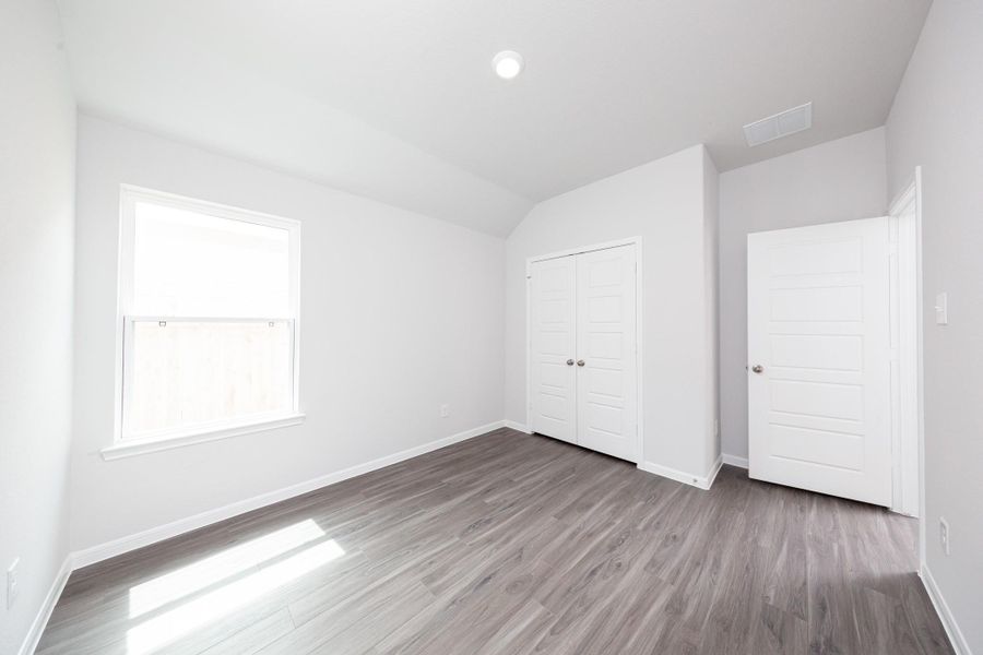 Image 8 of a home in Granger Pines.