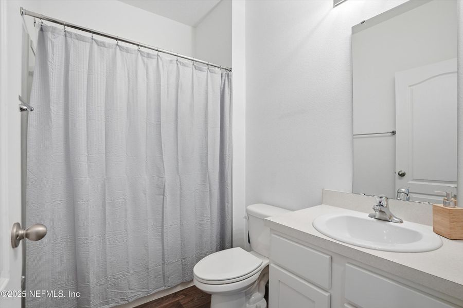 Furnished interior view inside a new home in Cross Creek Express, Green Cove Springs (Image 17).