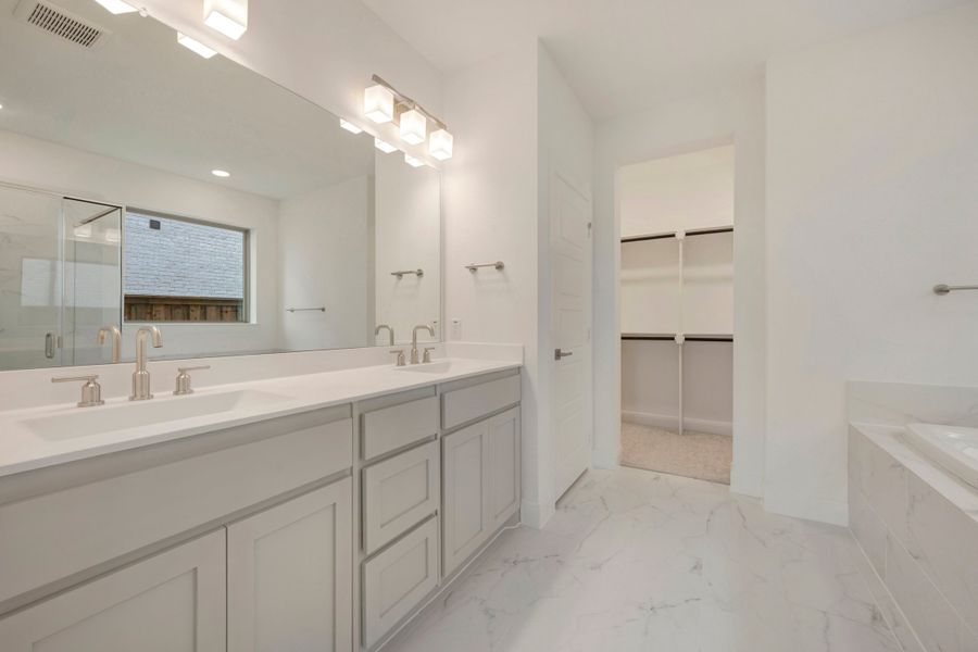 Owner's Bath Owner's Bath