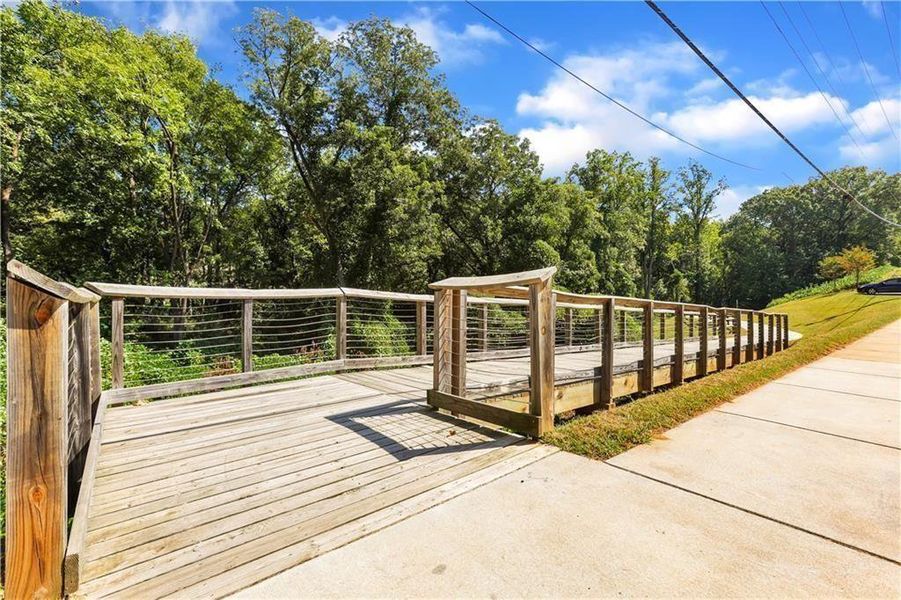 Community amenities in , Buford (Image 44).