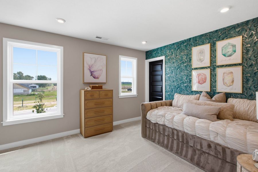 Representative furnished interior of a home built from the Jensen by Fischer Homes in Twin Lakes, Hoschton (Image 28).
