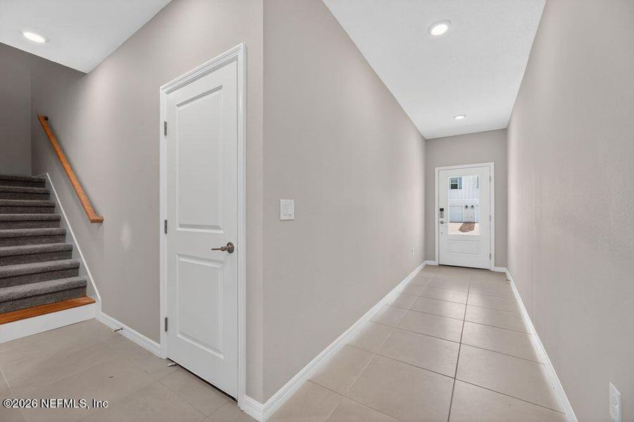 Spacious, unfurnished interior of a new home in Cherry Elm at SilverLeaf, St. Augustine (Image 16).