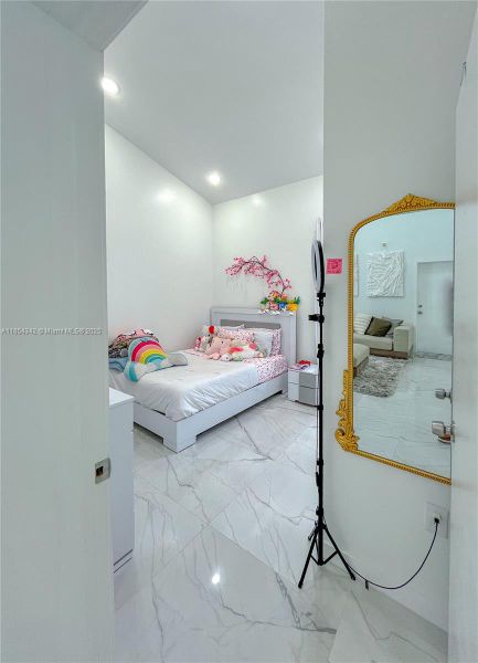 Furnished interior view inside a new home in , Lehigh Acres (Image 17). Furnished interior view inside a new home in , Lehigh Acres (Image 17).