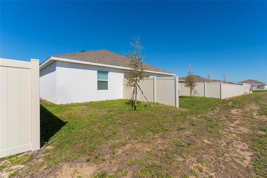 Exterior details and patio area of a home in Lawson Dunes, Haines City (Image 4).