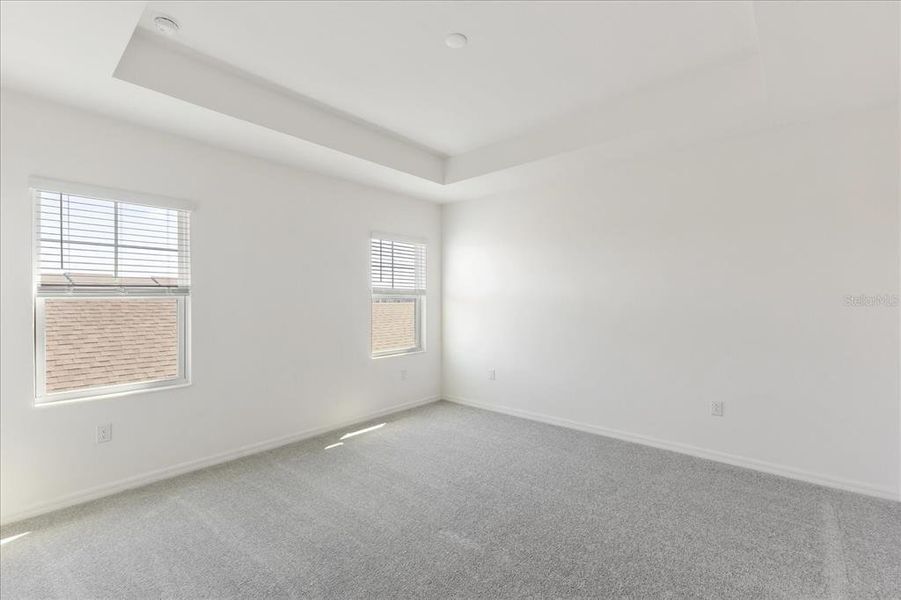 Spacious, unfurnished interior of a new home in The Residences at Emerson Park, Apopka (Image 15).