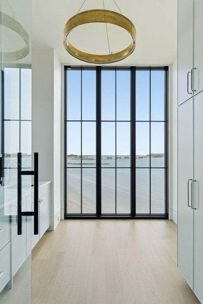 Spacious, unfurnished interior of a new home in , Sullivan's Island (Image 60).