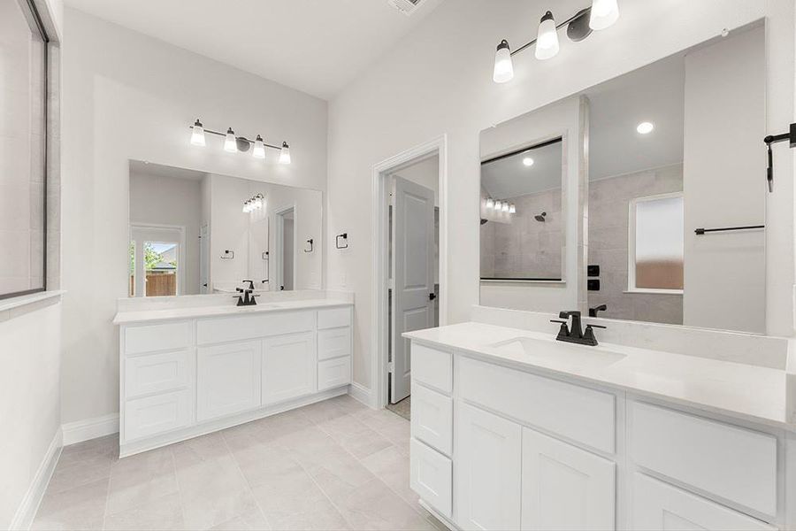 Furnished interior view inside a new home in Walden Pond, Forney (Image 8).