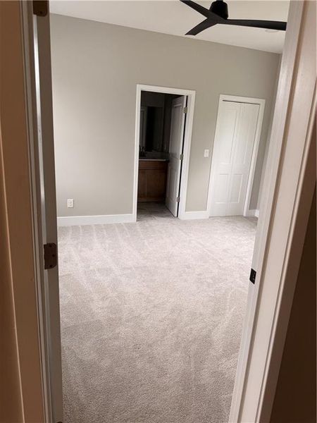 Spacious, unfurnished interior of a new home in , Lawrenceville (Image 9).