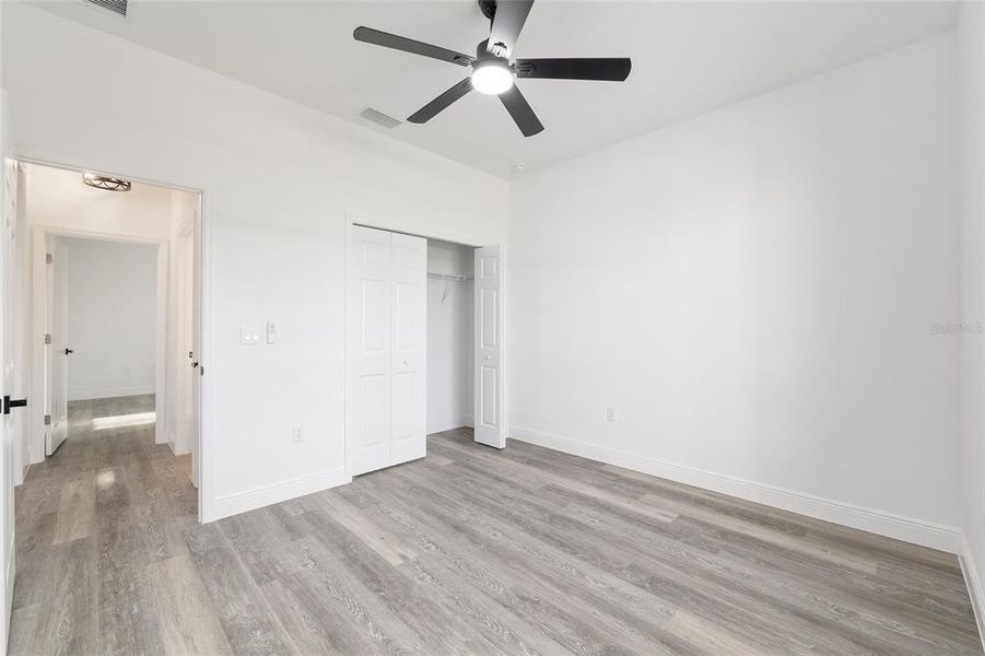 Spacious, unfurnished interior of a new home in , Dunnellon (Image 51).