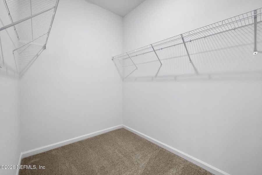 Spacious, unfurnished interior of a new home in Amberly, Green Cove Springs (Image 39).