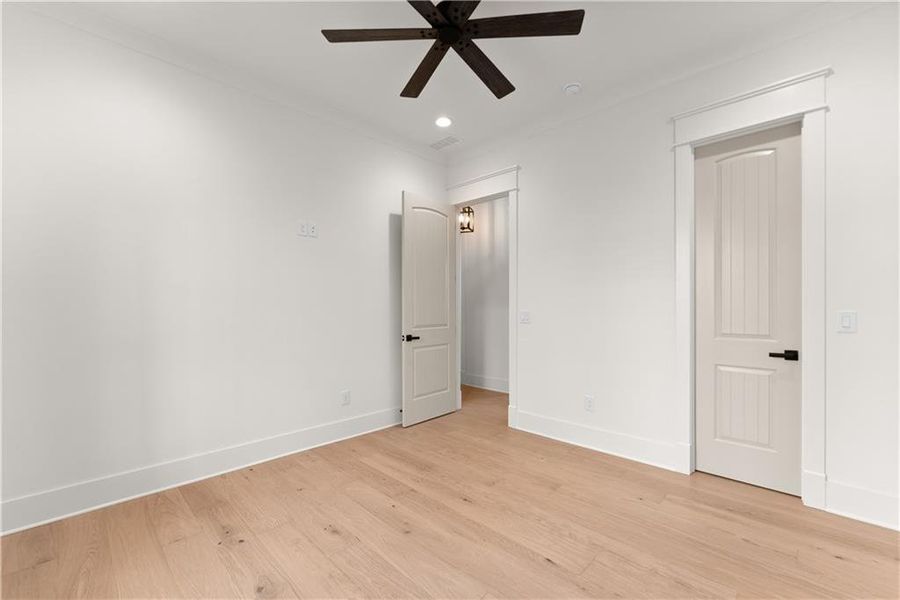 Spacious, unfurnished interior of a new home in , Gainesville (Image 47).